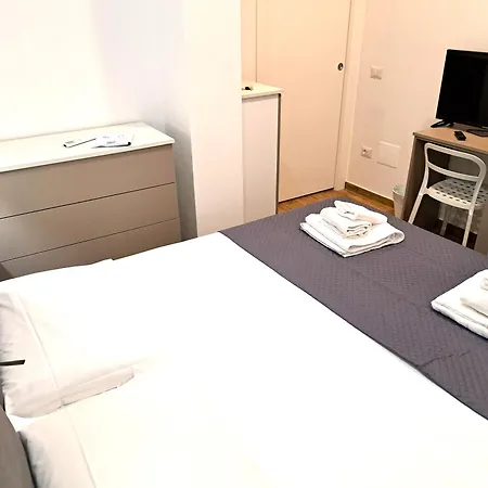 San Giovanni Metro Flat Apartmán Řím