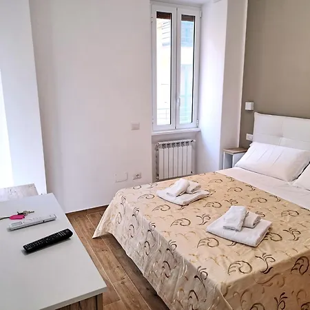 San Giovanni Metro Flat *