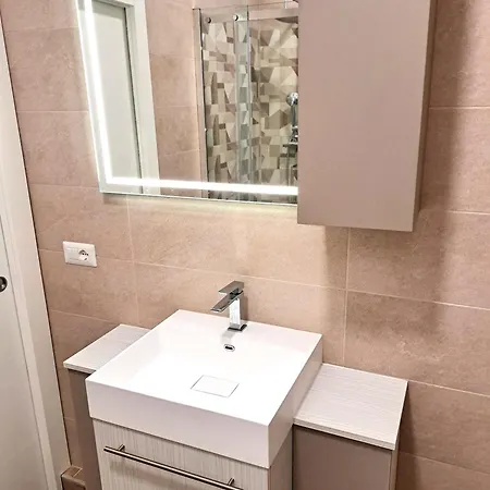شقة San Giovanni Metro Flat روما