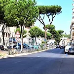 San Giovanni Metro Flat *